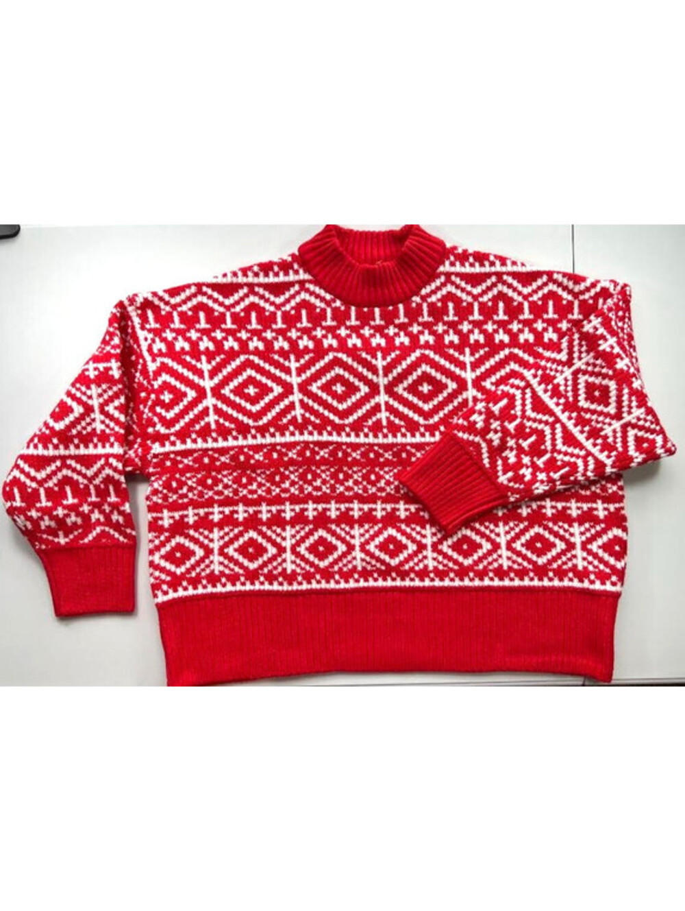 SoSoft Mock Neck Sweater-Size XL, Old Navy, Perfect For Holiday Festivities